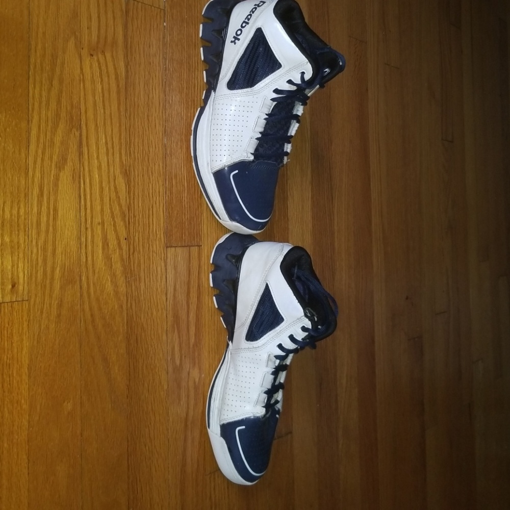 Womens Reebok basketball shoes
